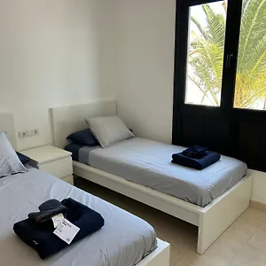  Apartment 2 Bedroom Floor Close To Spain